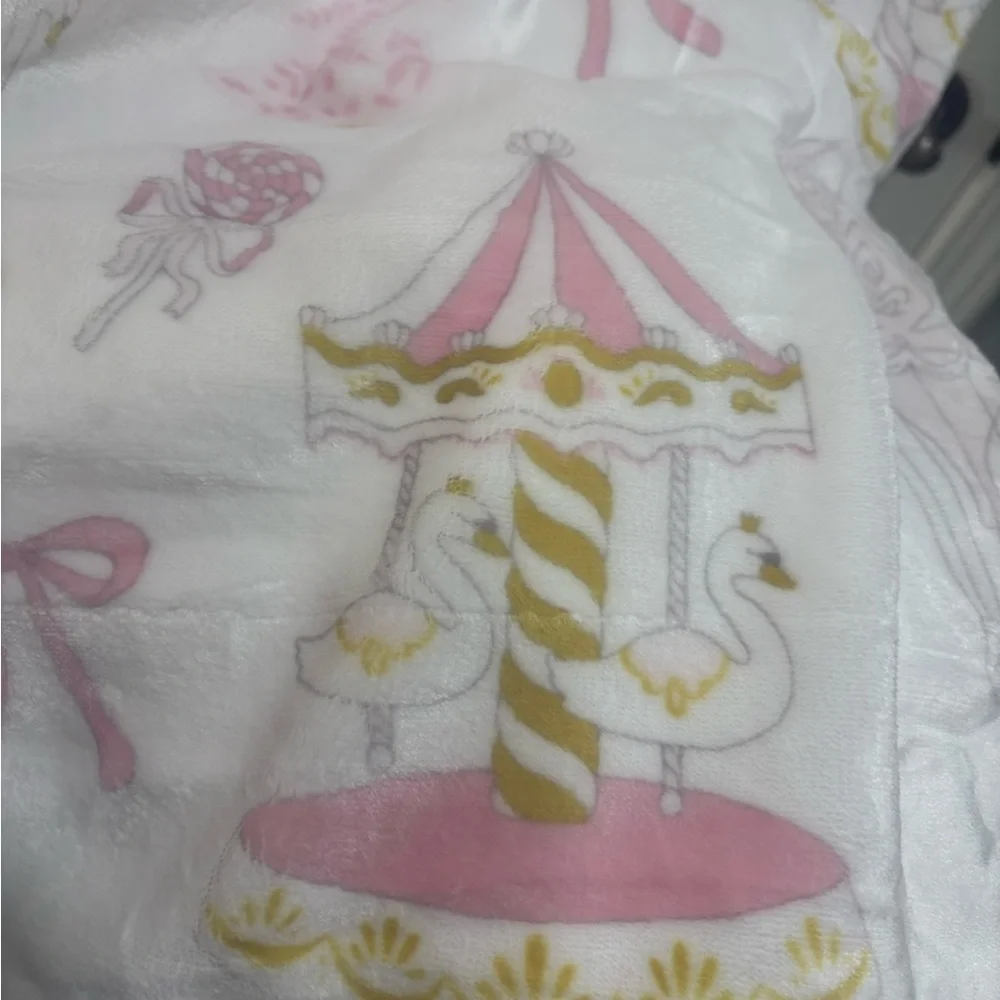 Swan and Hot Air Ballon Oversized Plush Throw